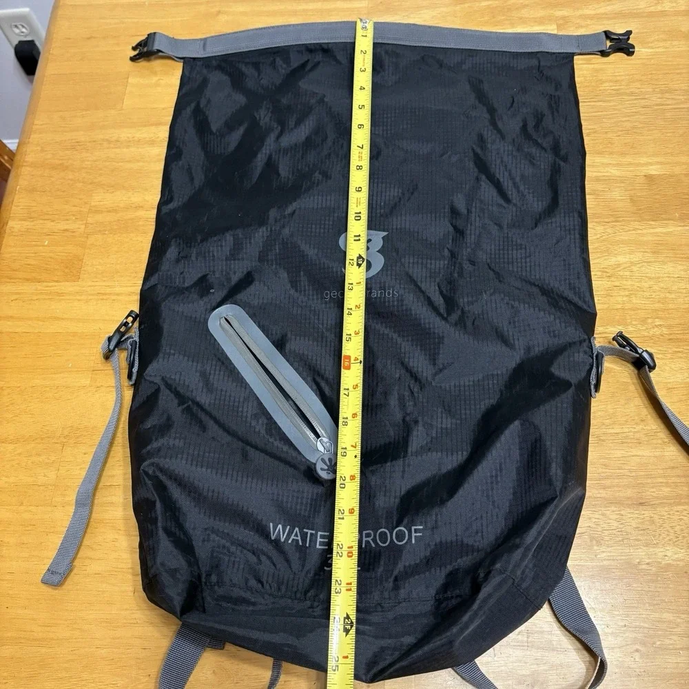 Geckobrands Backpack Bag Lightweight 30 L Waterproof Black Gray